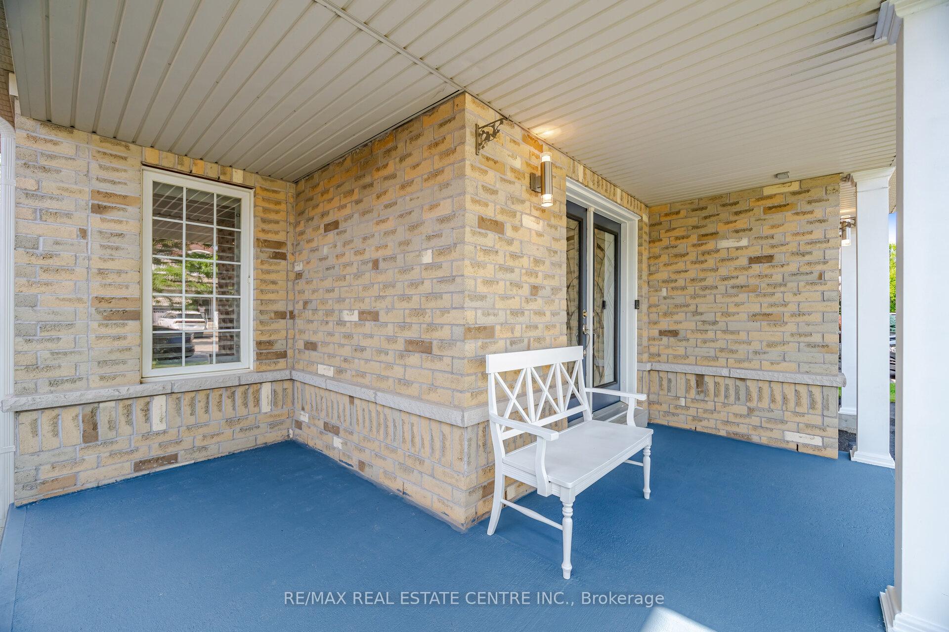 Photo 3 of 71 Barrett Avenue, Brantford, Echo Place — HOMEH