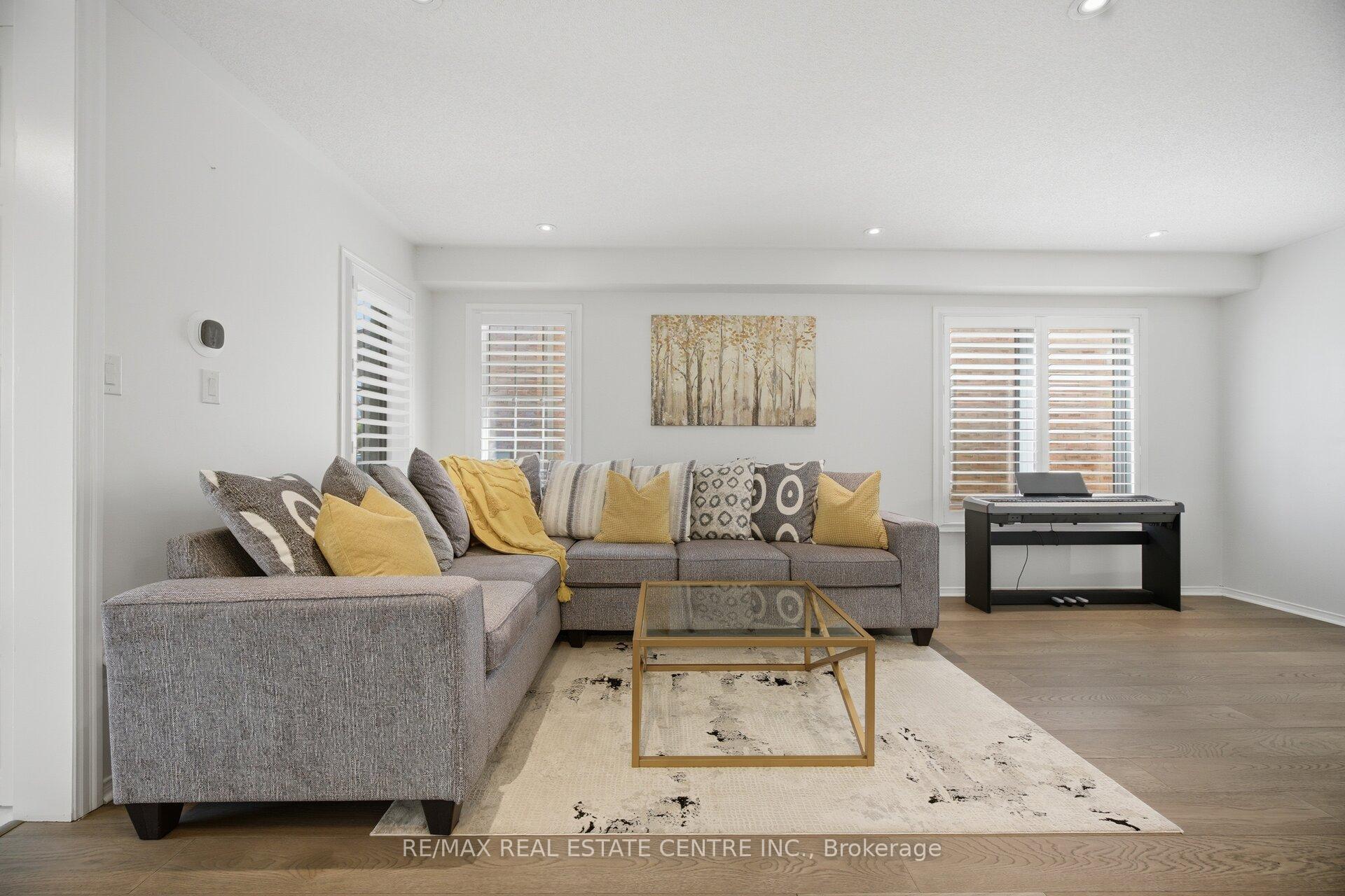 Photo 7 of 71 Barrett Avenue, Brantford, Echo Place — HOMEH