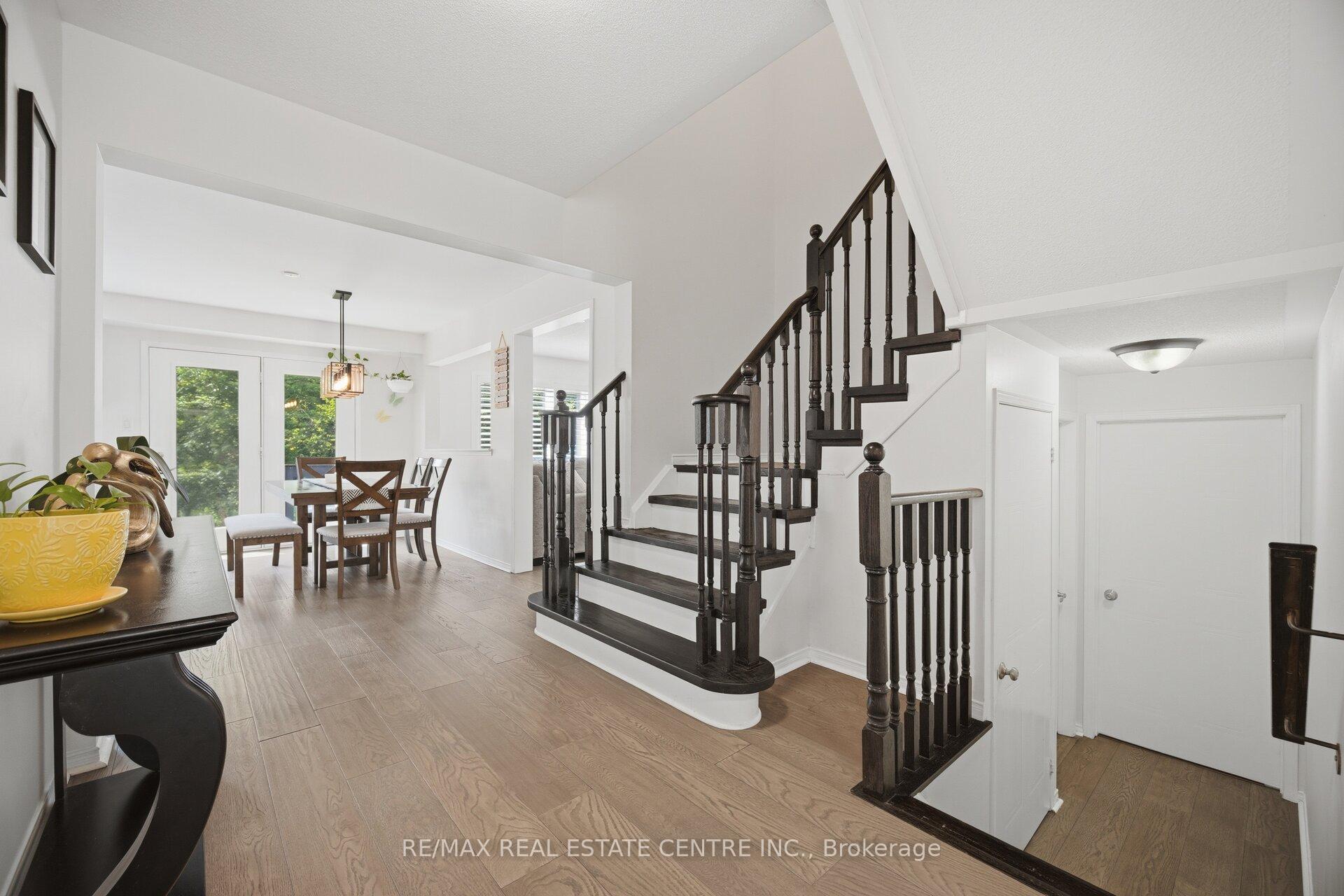 Photo 23 of 71 Barrett Avenue, Brantford, Echo Place — HOMEH