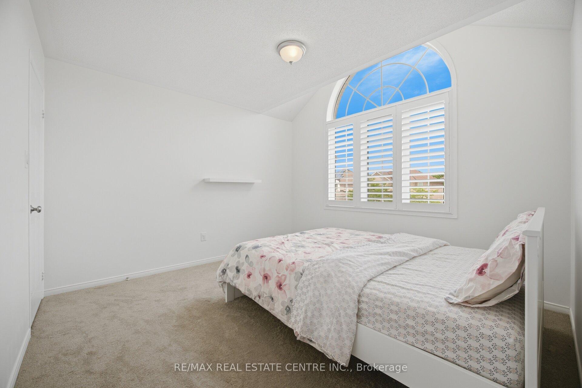 Photo 33 of 71 Barrett Avenue, Brantford, Echo Place — HOMEH