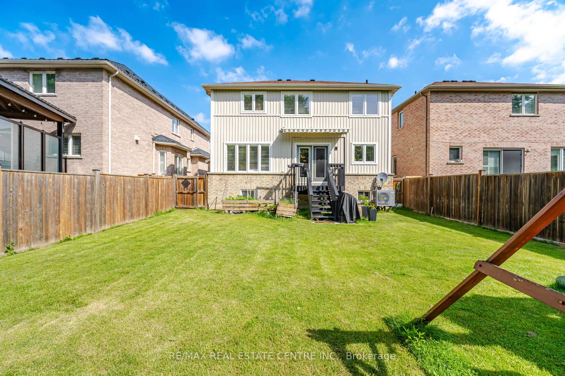 Photo 50 of 71 Barrett Avenue, Brantford, Echo Place — HOMEH