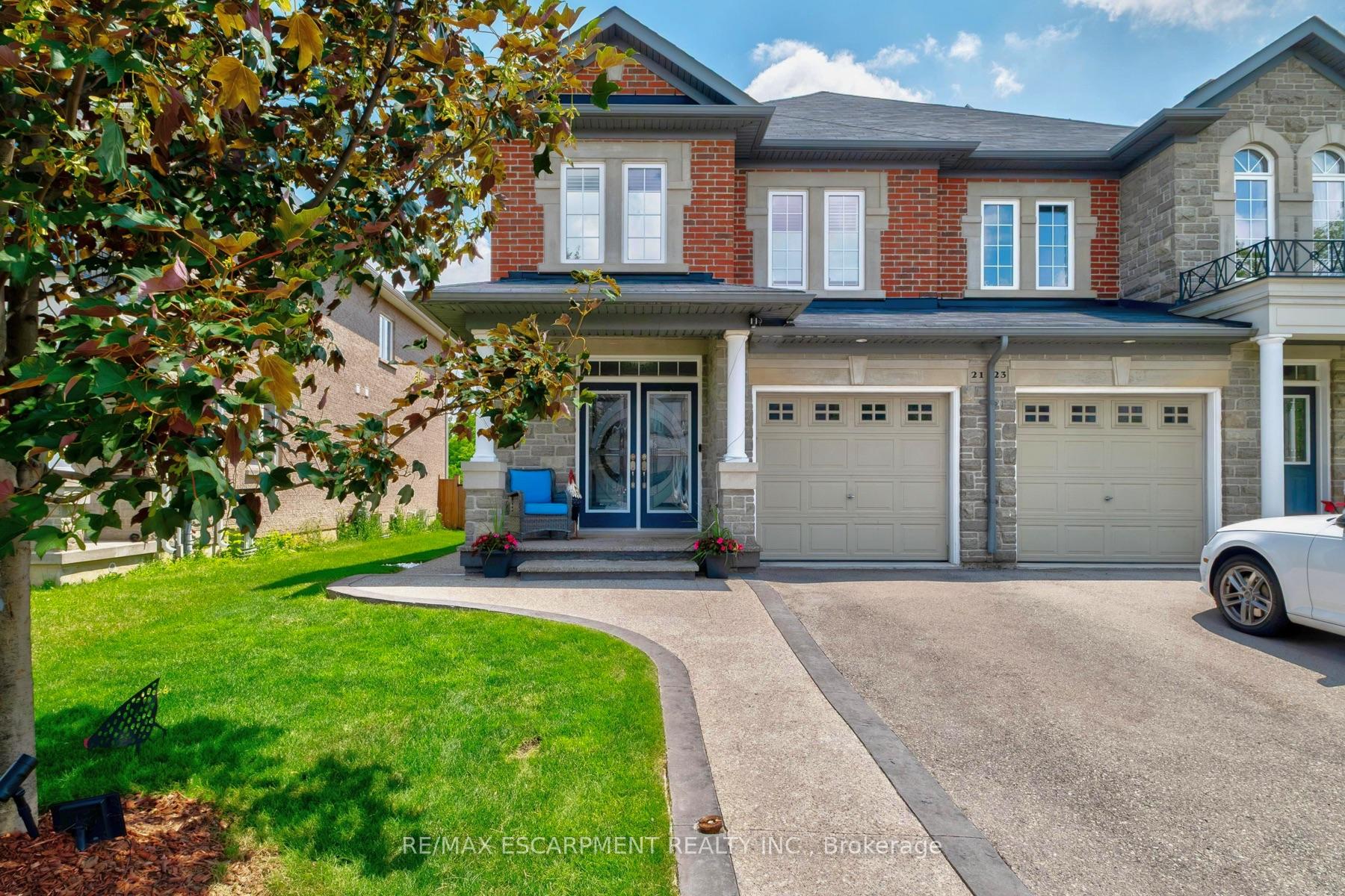 Photo 1 of 21 Summerberry Way, Hamilton, Carpenter — HOMEH