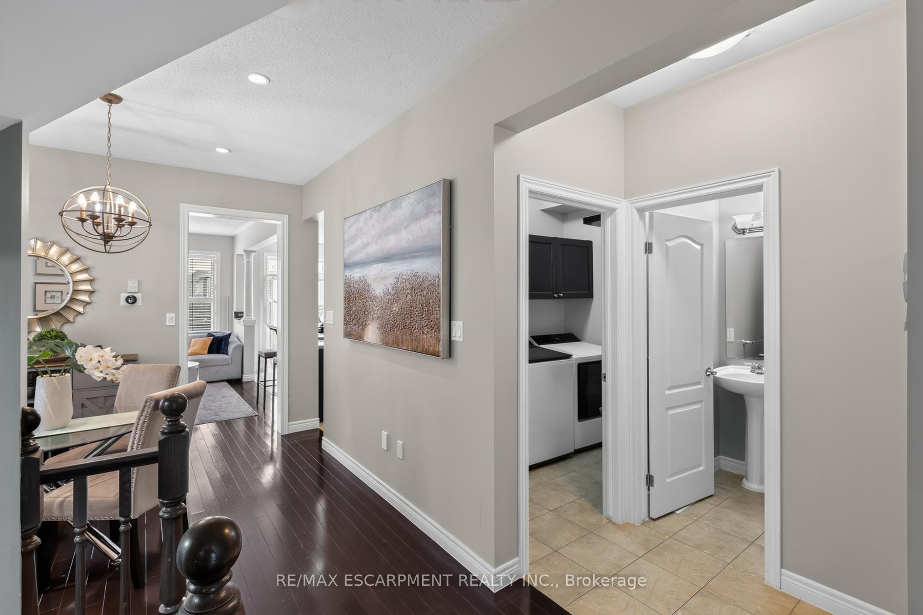 Photo 9 of 21 Summerberry Way, Hamilton, Carpenter — HOMEH