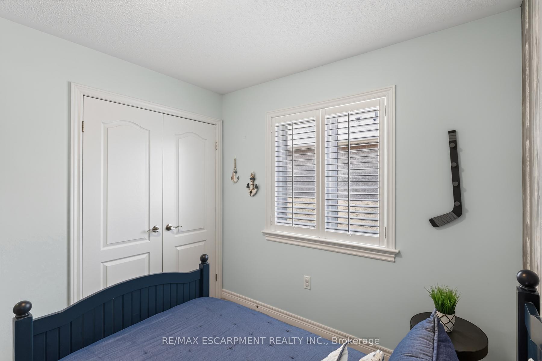 Photo 29 of 21 Summerberry Way, Hamilton, Carpenter — HOMEH
