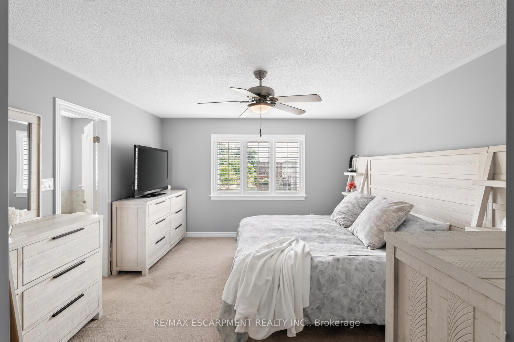 Photo 31 of 21 Summerberry Way, Hamilton, Carpenter — HOMEH