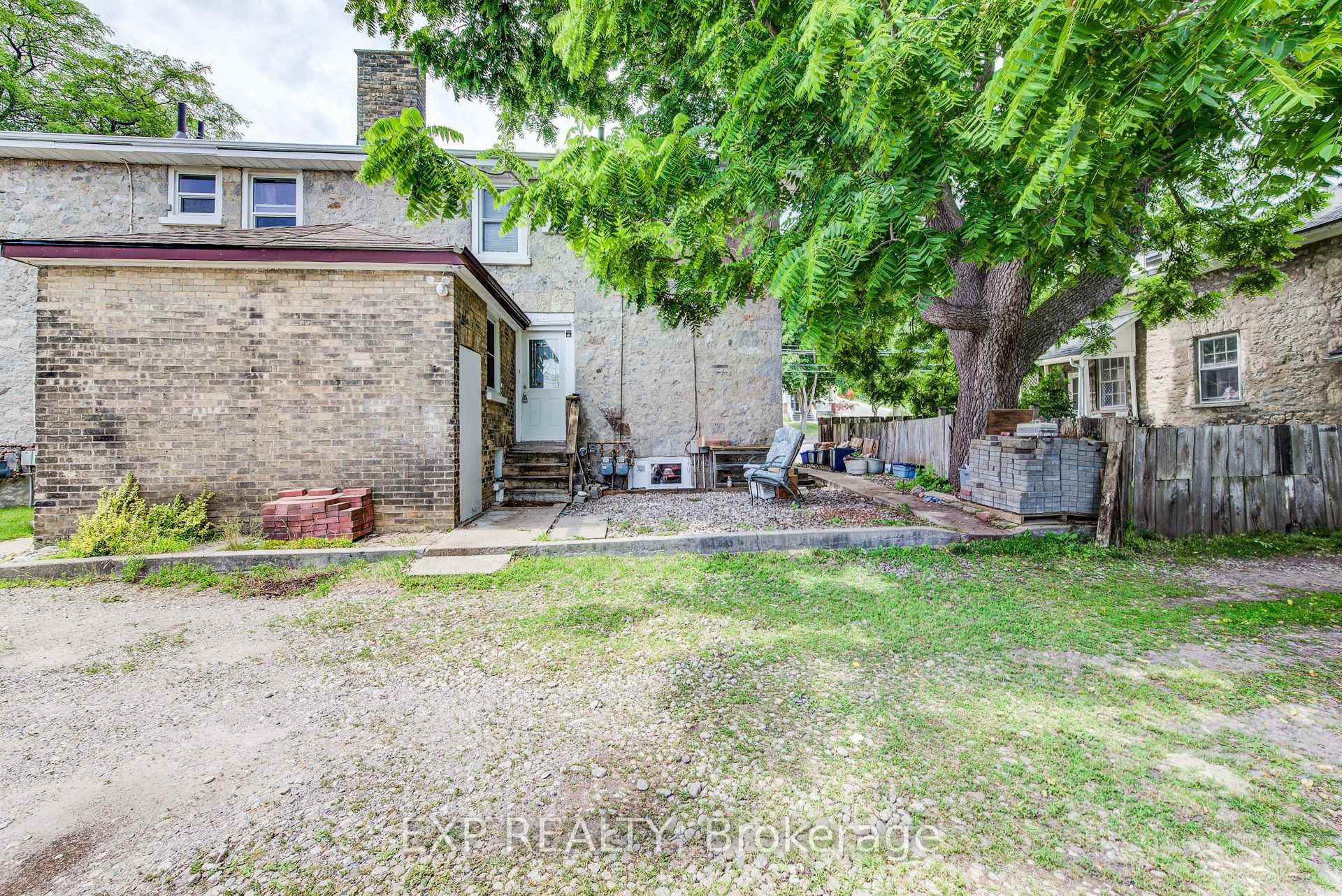 Photo 23 of 5 George Street S, Waterloo — HOMEH