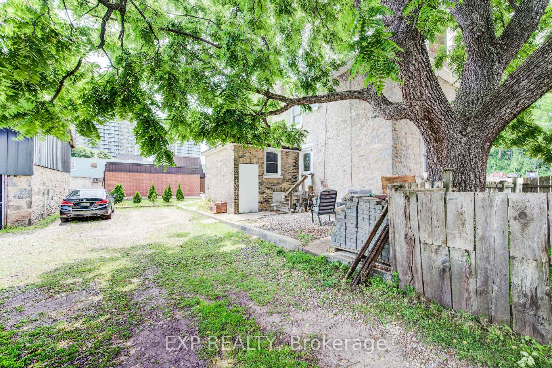 Photo 24 of 5 George Street S, Waterloo — HOMEH