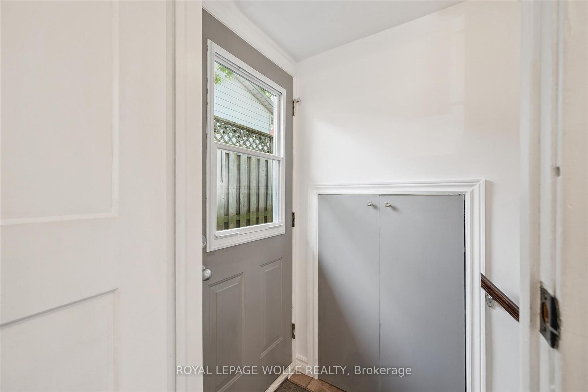 Photo 27 of 39 Shea Crescent, Kitchener, Laurentian Hills — HOMEH