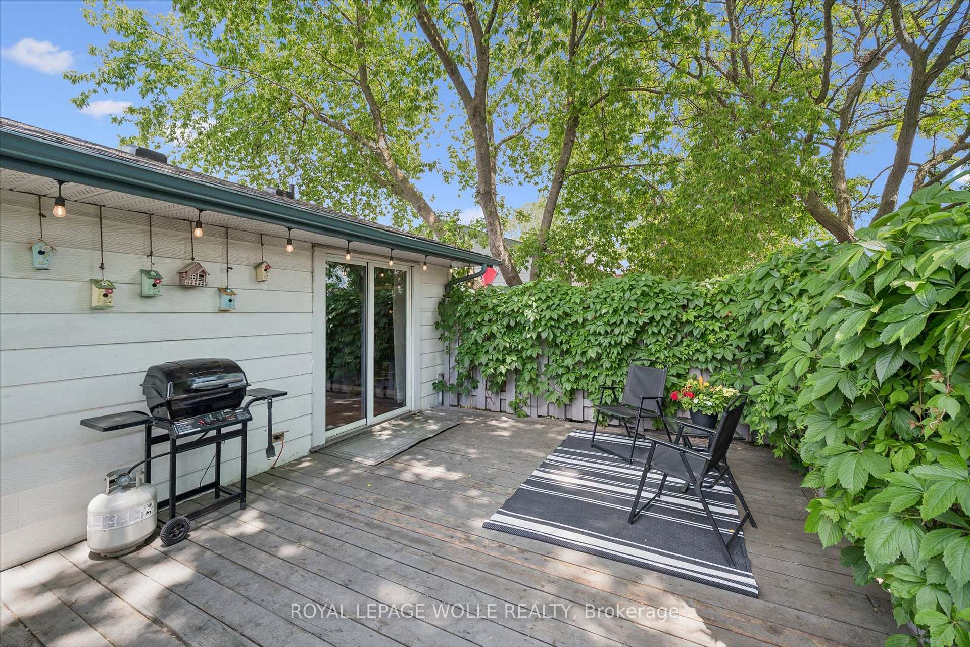 Photo 36 of 39 Shea Crescent, Kitchener, Laurentian Hills — HOMEH