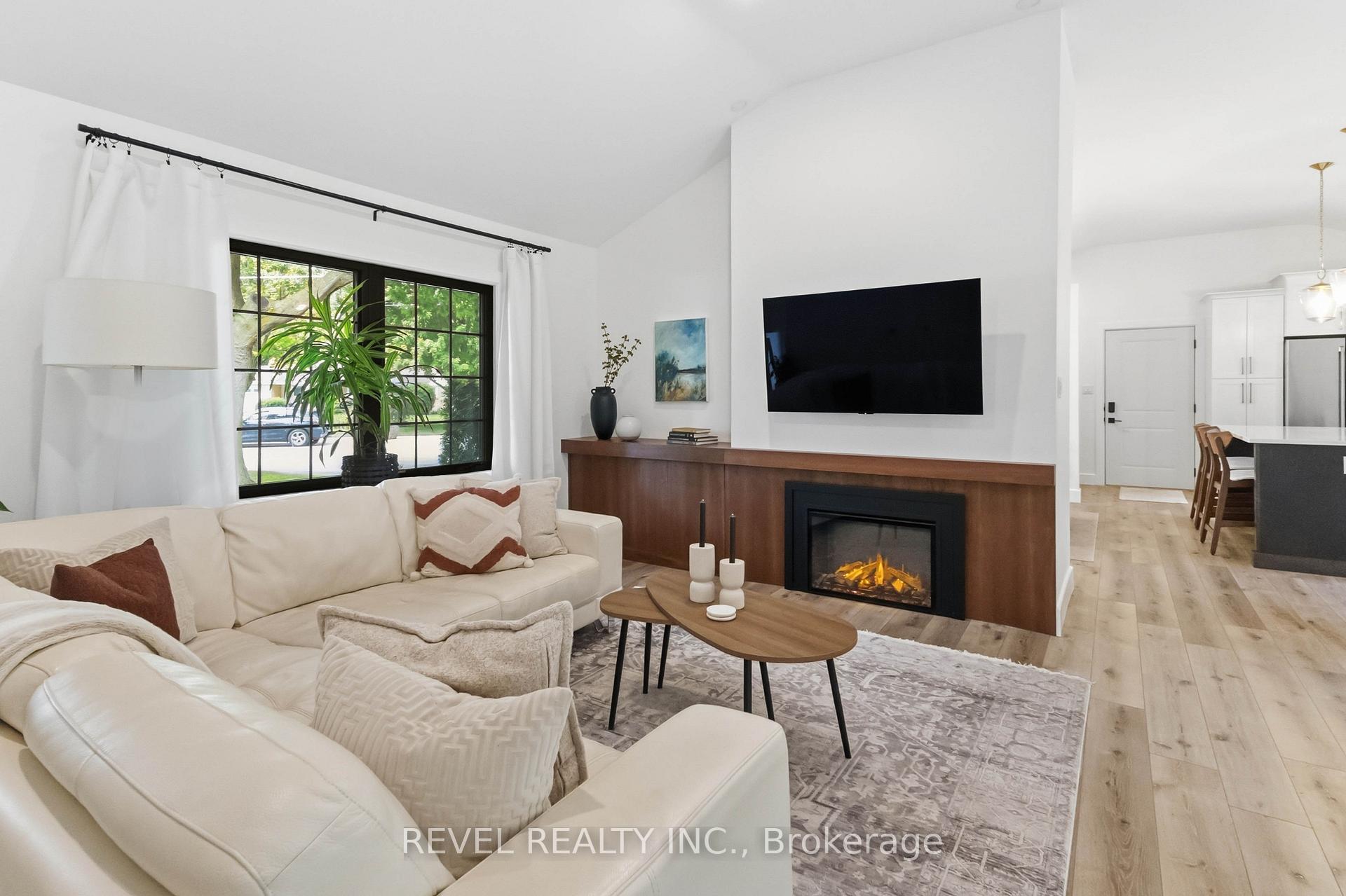 Photo 21 of 793 Green Lane, London, North P — HOMEH