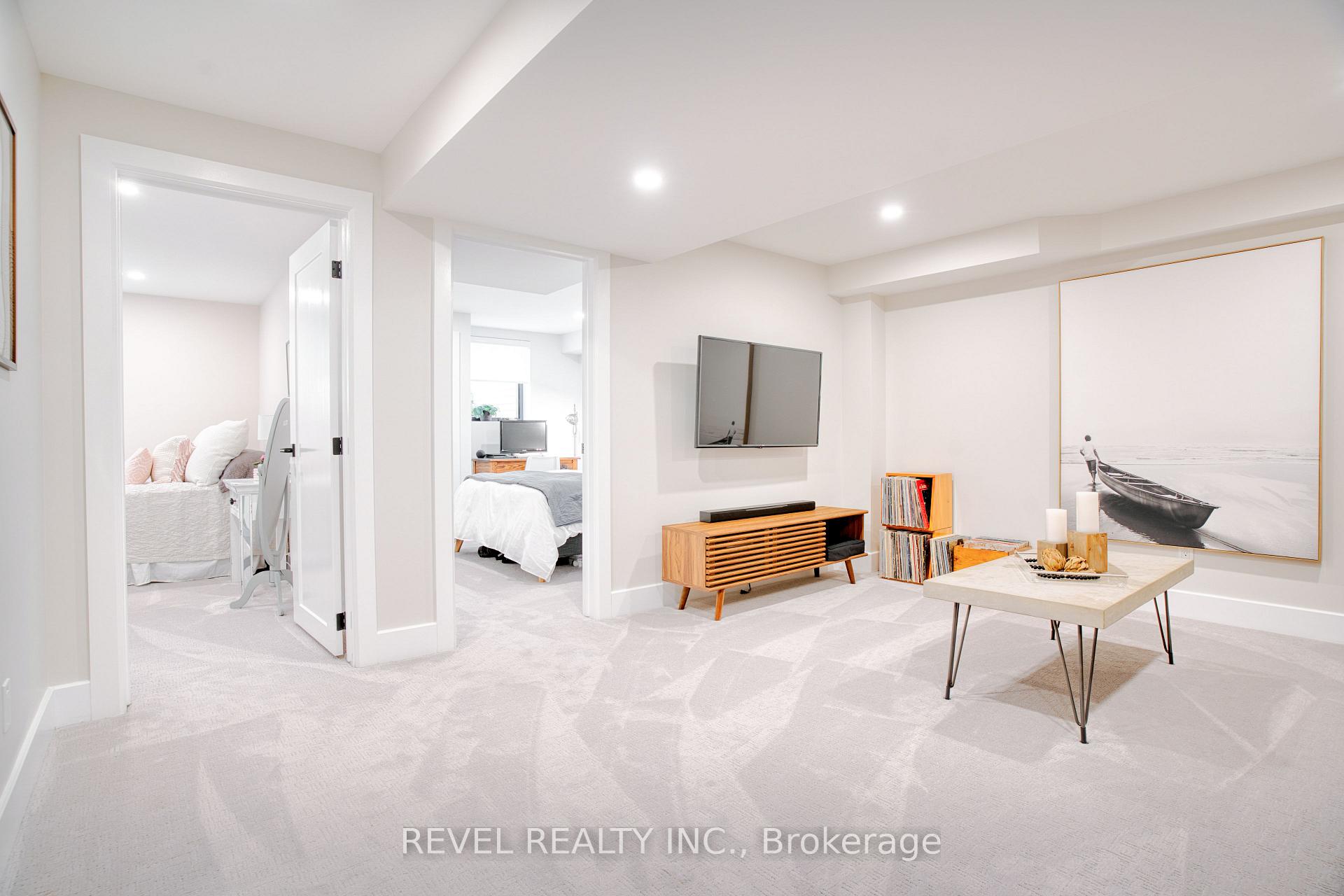 Photo 34 of 793 Green Lane, London, North P — HOMEH