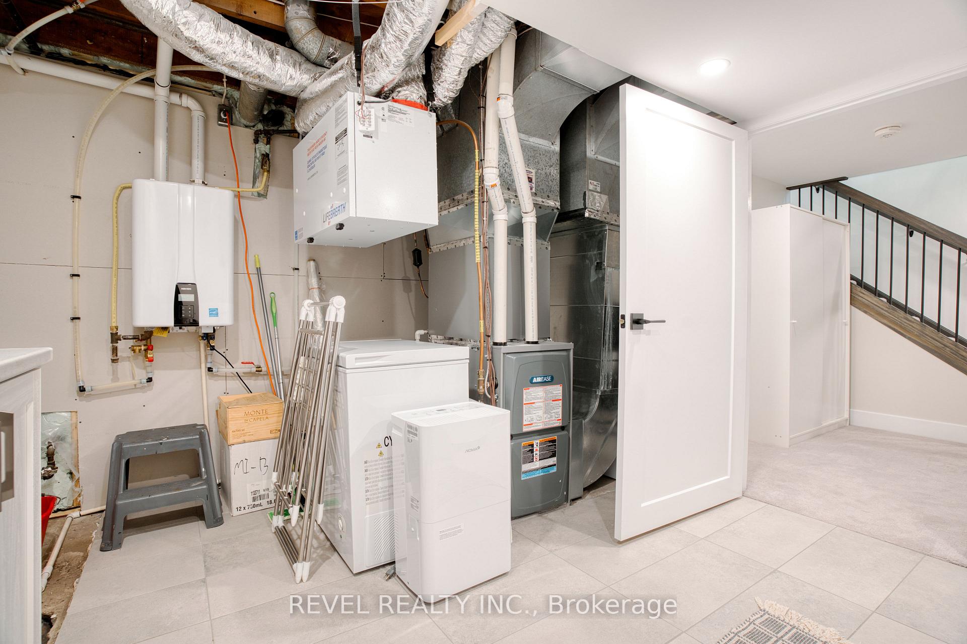Photo 38 of 793 Green Lane, London, North P — HOMEH