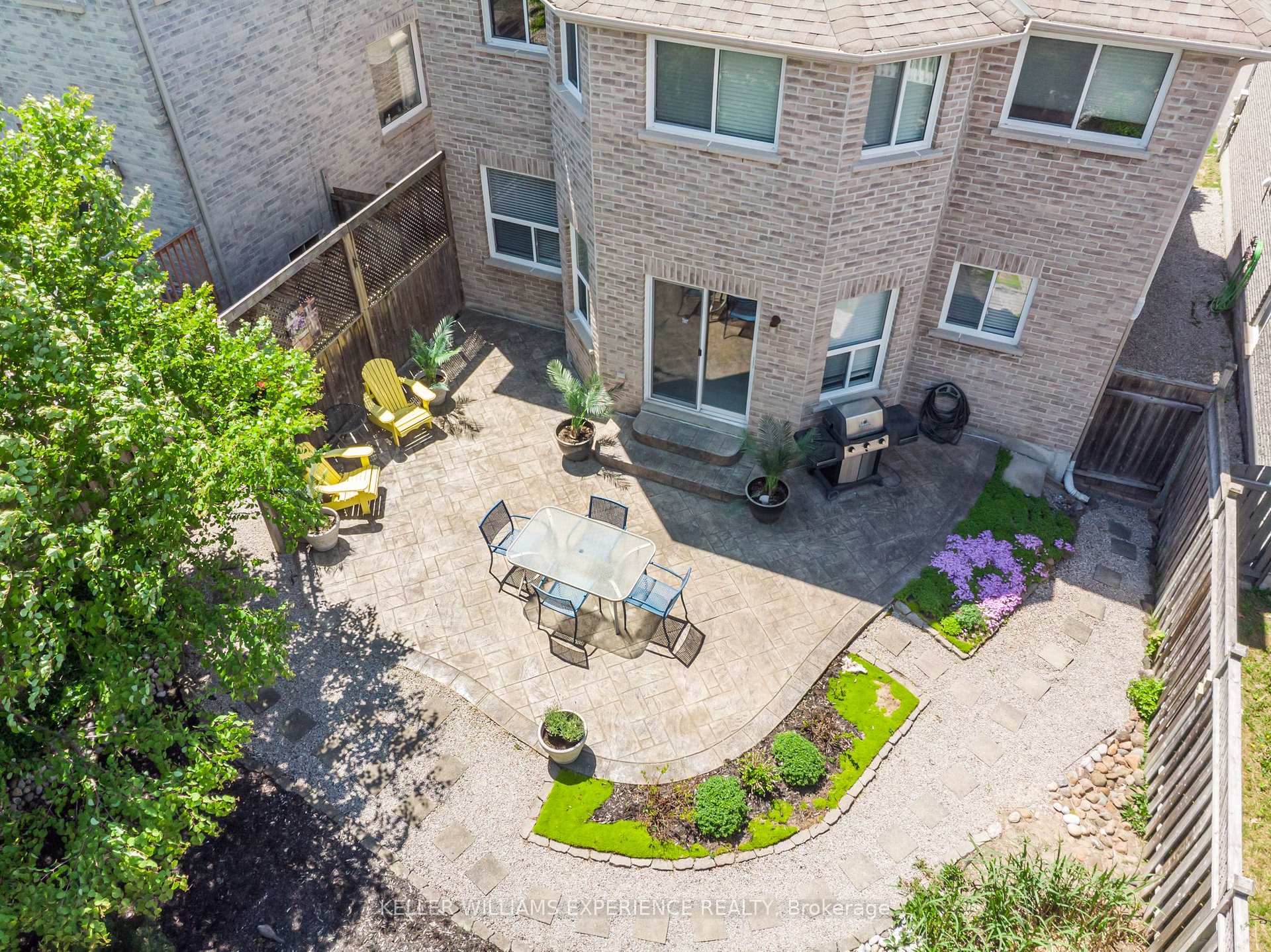 Photo 8 of 25 Muir Drive, Barrie, Ardagh — HOMEH