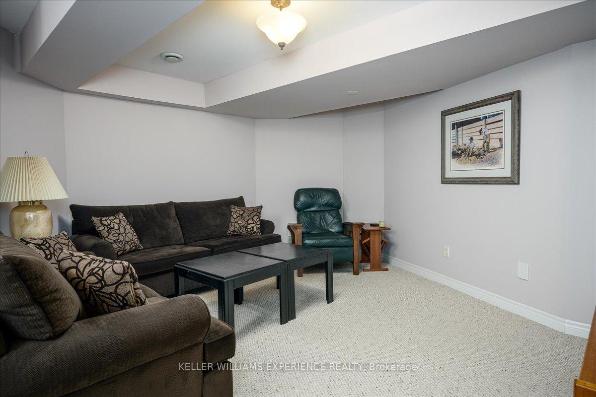 Photo 44 of 25 Muir Drive, Barrie, Ardagh — HOMEH