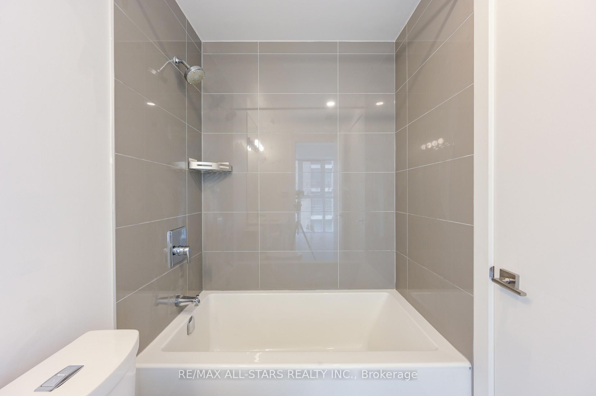 Photo 11 of Unit 1001, 609 Avenue Road, Toronto, Yonge-St. Clair — HOMEH