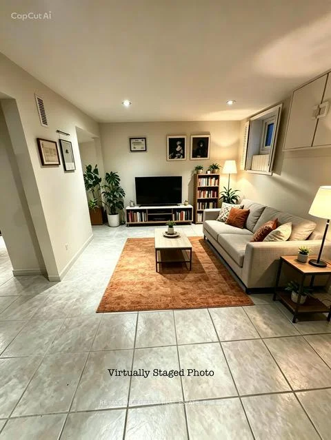 Photo 3 of Unit Basement, 180 Cottingham Street, Toronto, Casa Loma — HOMEH