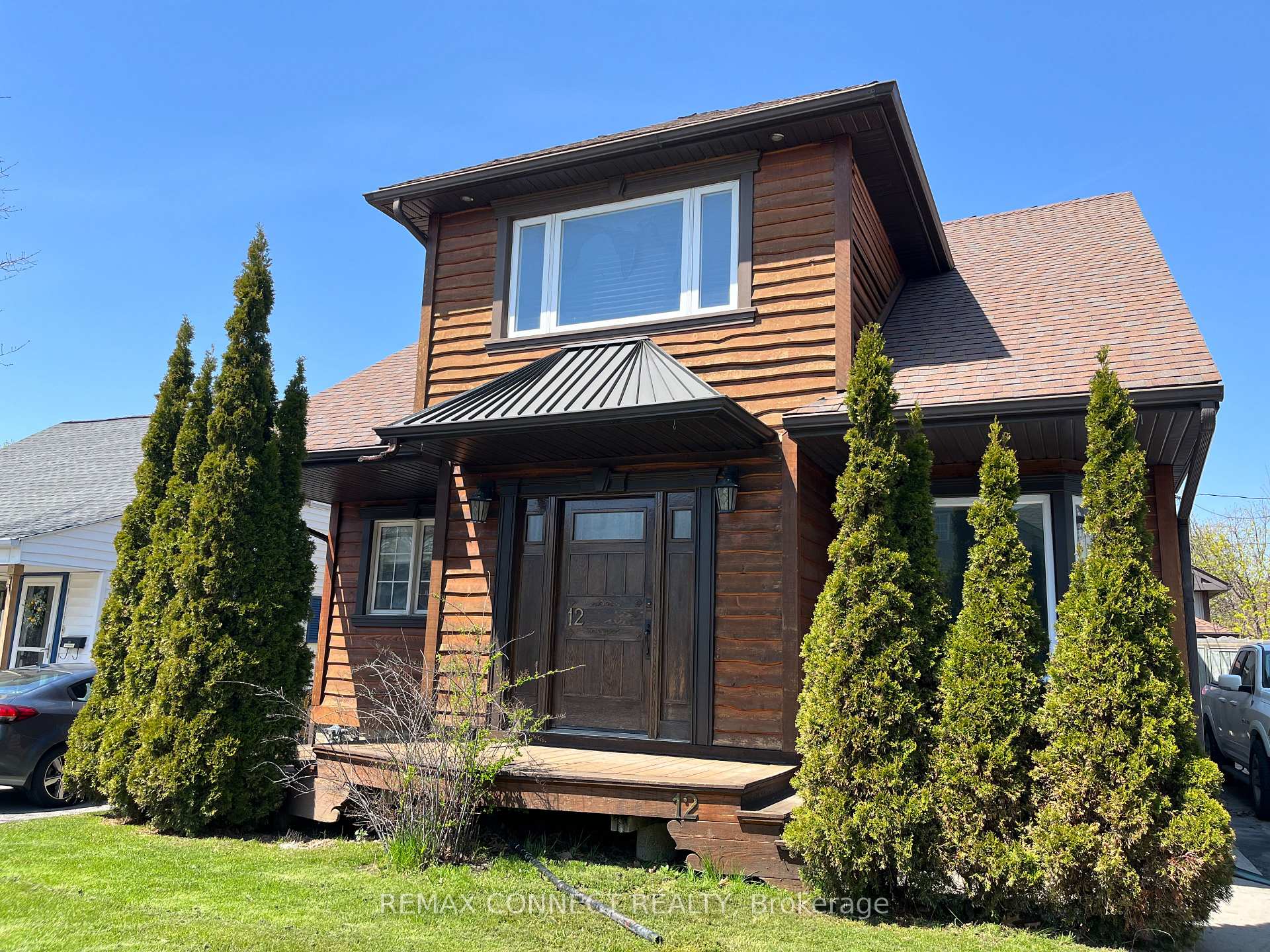 Photo 3 of 12 Brock Street, Ajax, Central — HOMEH