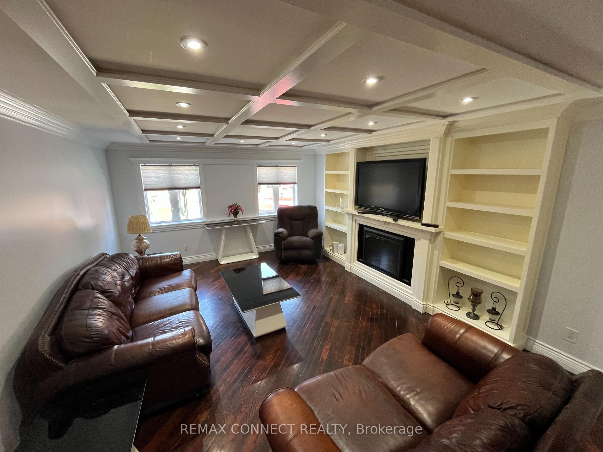 Photo 16 of 12 Brock Street, Ajax, Central — HOMEH