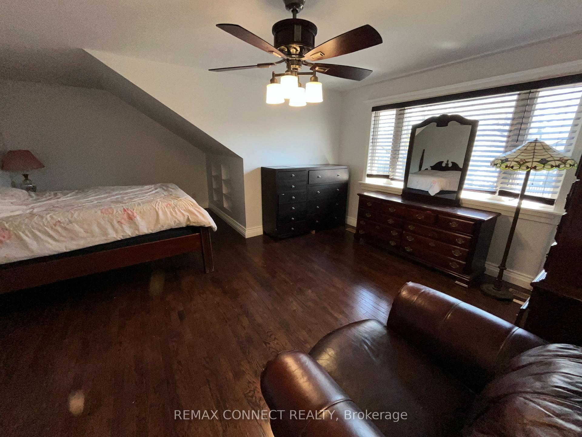 Photo 21 of 12 Brock Street, Ajax, Central — HOMEH