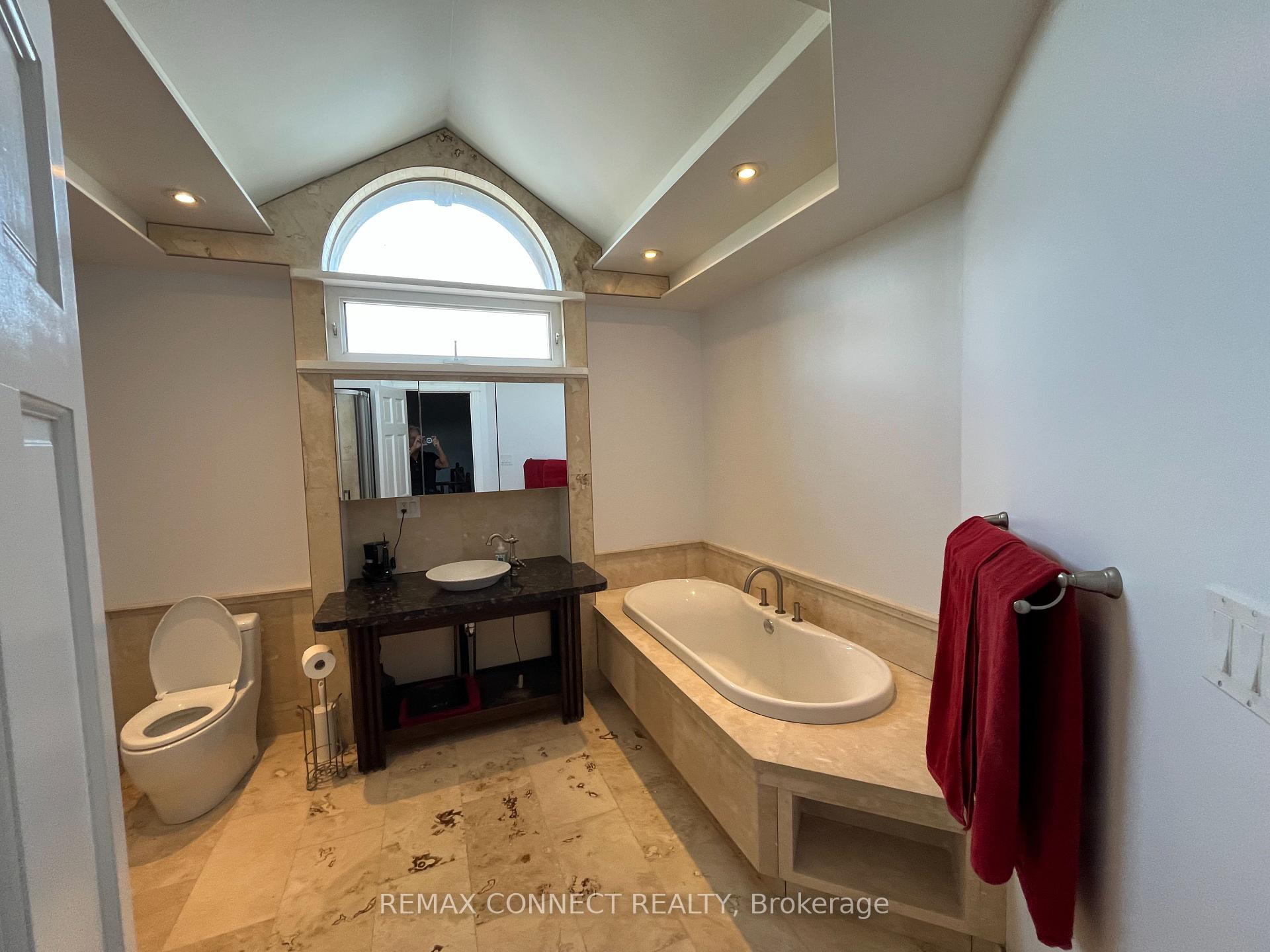 Photo 25 of 12 Brock Street, Ajax, Central — HOMEH