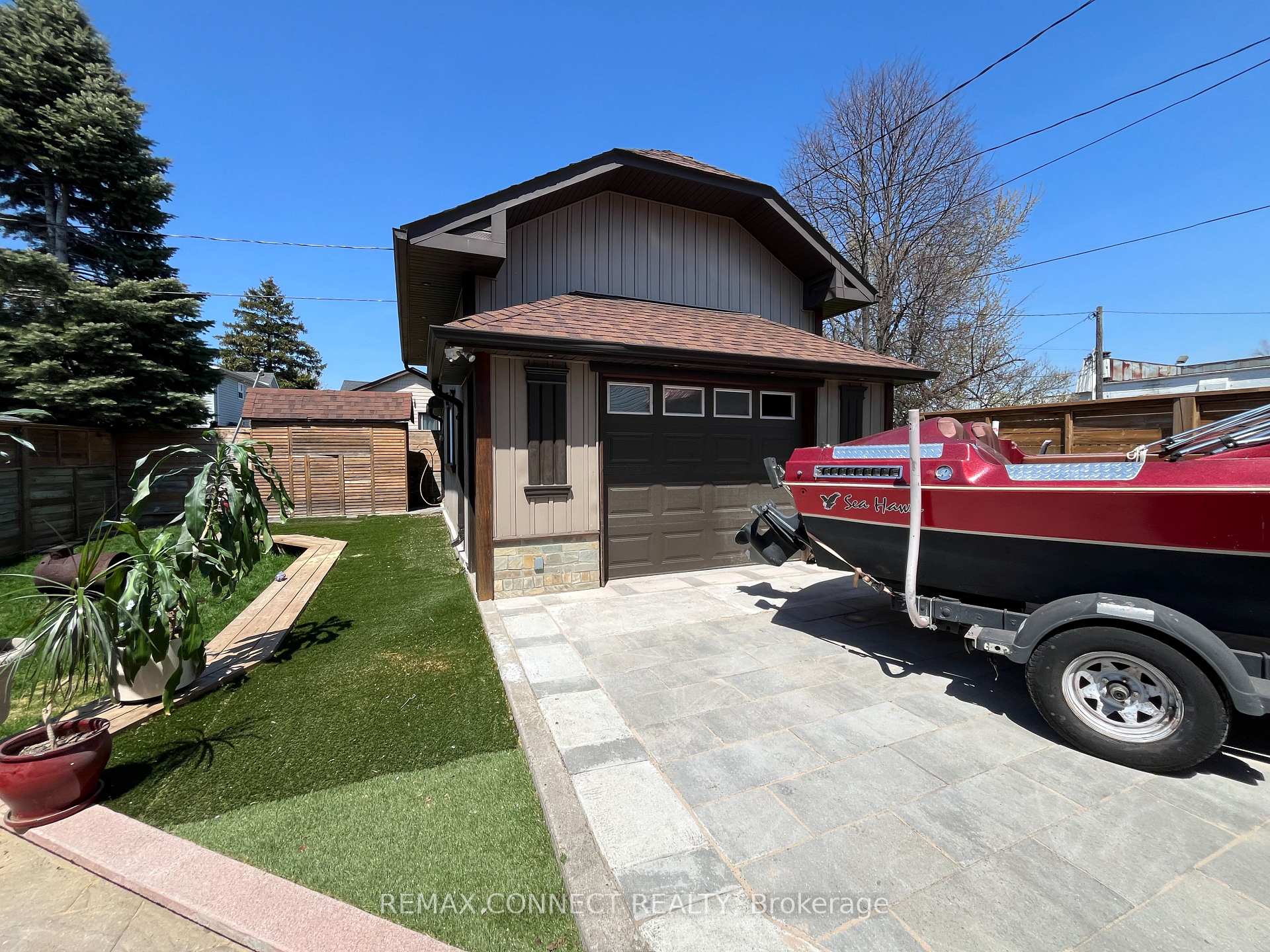 Photo 47 of 12 Brock Street, Ajax, Central — HOMEH