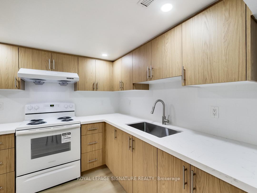 Photo 19 of Unit Bsmt, 896 Bathurst Street, Toronto, The Annex — HOMEH