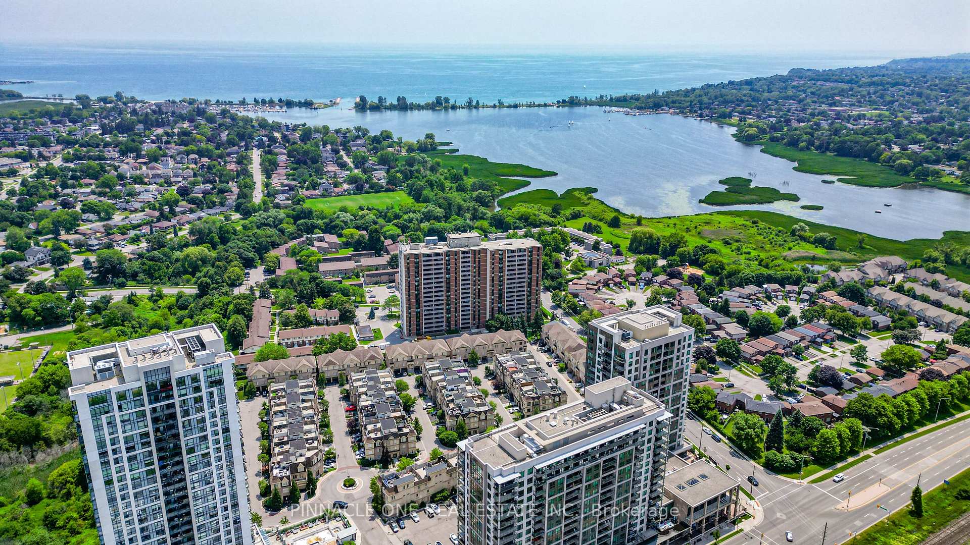 Photo 11 of Unit 310, 1235 Bayly Street, Pickering, Bay Ridges — HOMEH