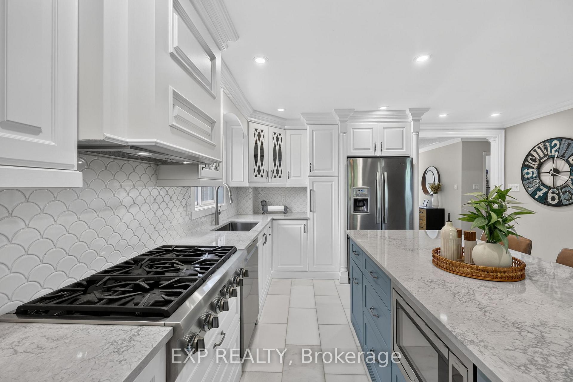 Photo 18 of 129 Golden Meadow Road, Barrie, Bayshore — HOMEH