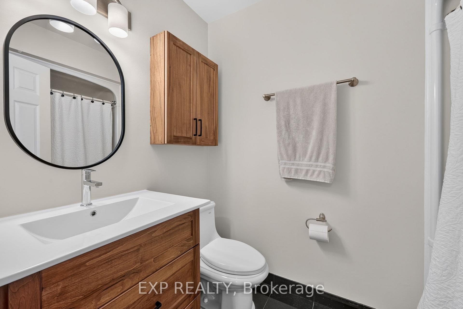 Photo 31 of 129 Golden Meadow Road, Barrie, Bayshore — HOMEH