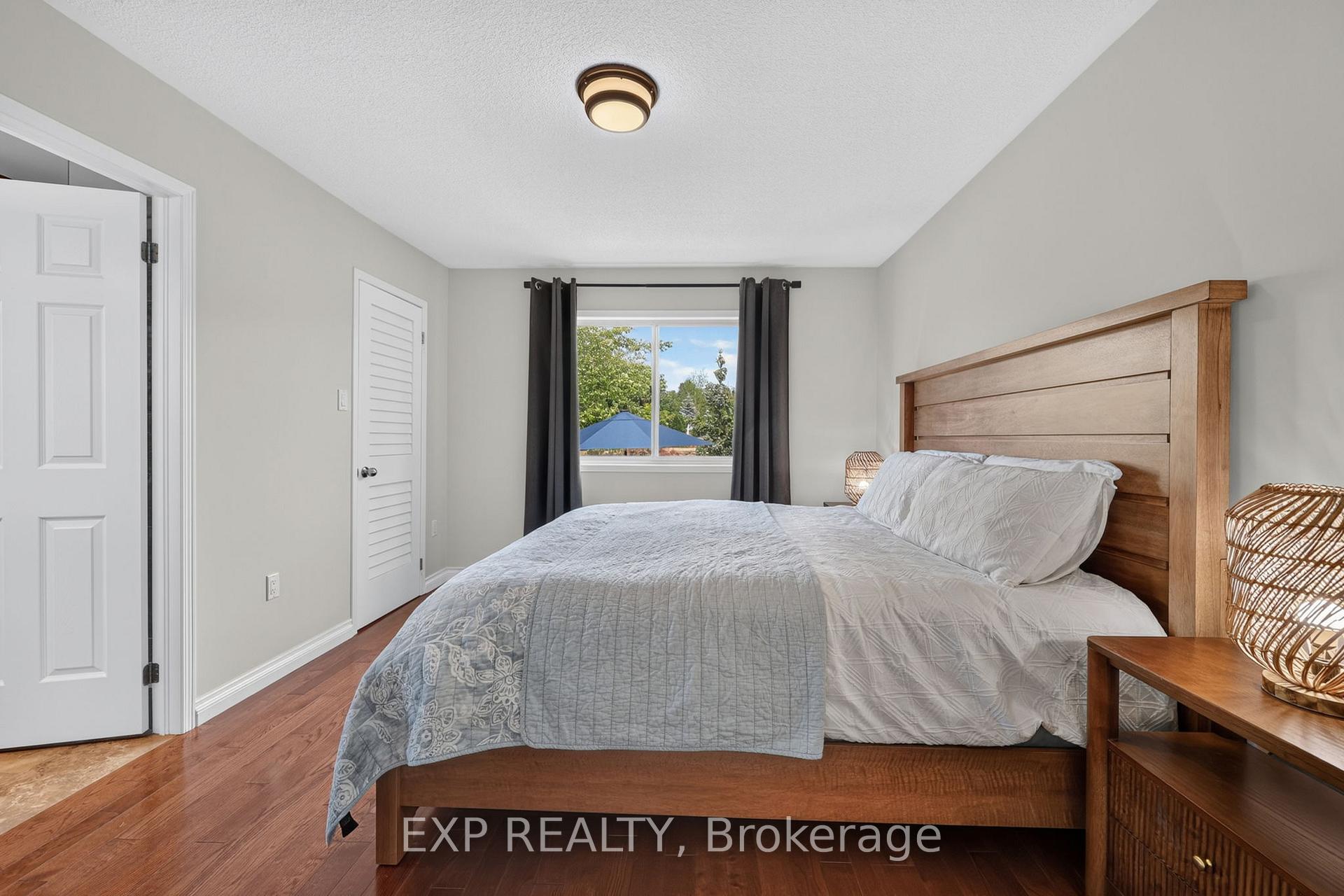 Photo 32 of 129 Golden Meadow Road, Barrie, Bayshore — HOMEH