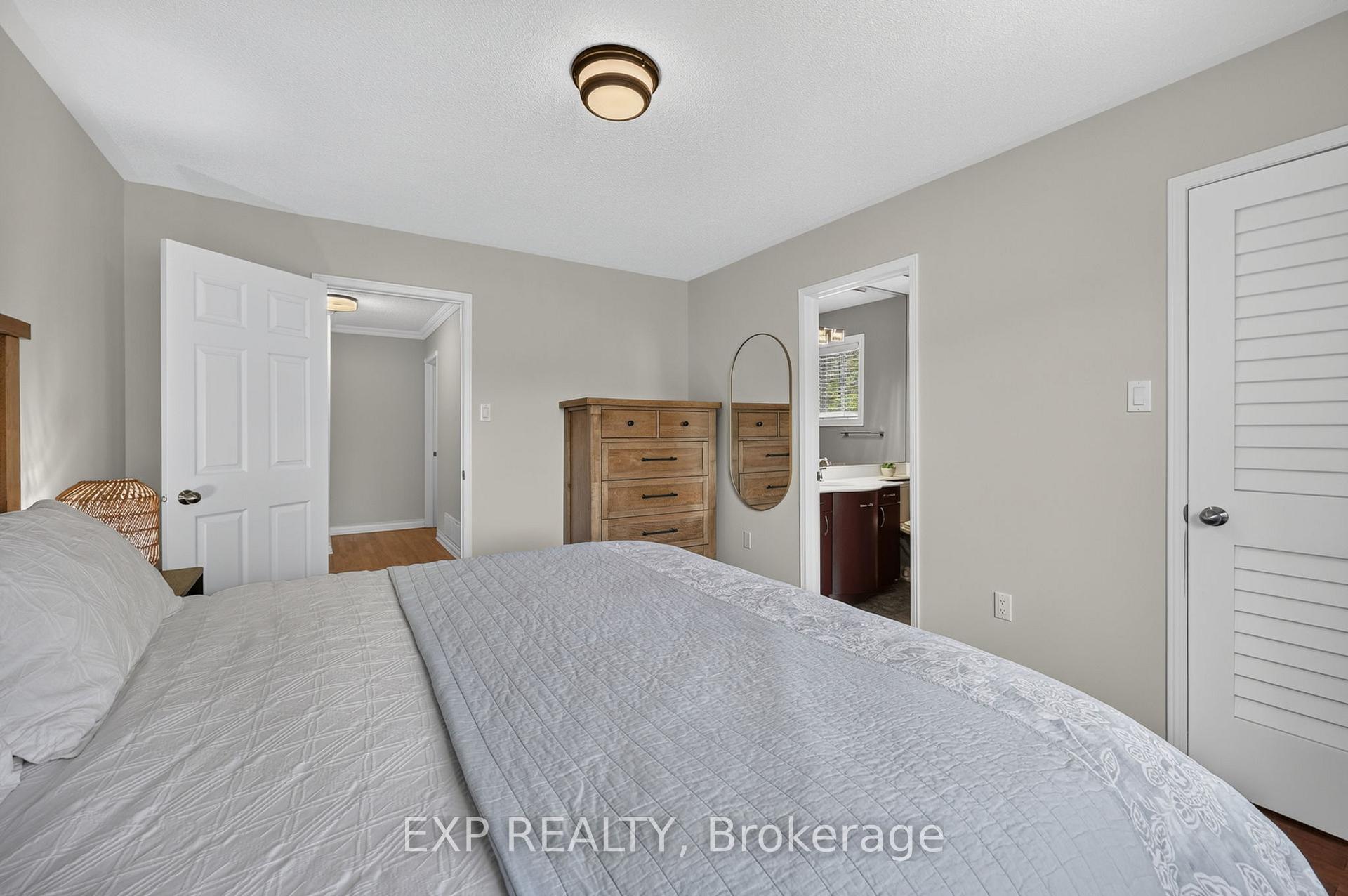 Photo 33 of 129 Golden Meadow Road, Barrie, Bayshore — HOMEH