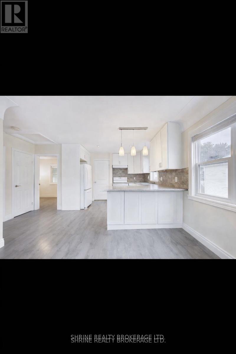 Photo 4 of 259 Sanders Street W, London, East M — HOMEH