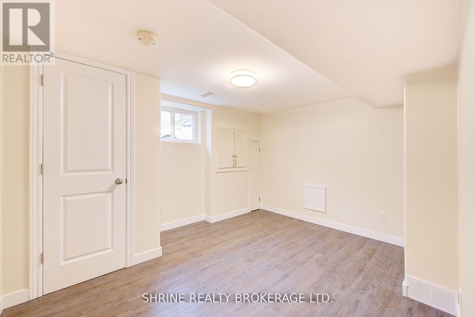 Photo 8 of 259 Sanders Street W, London, East M — HOMEH