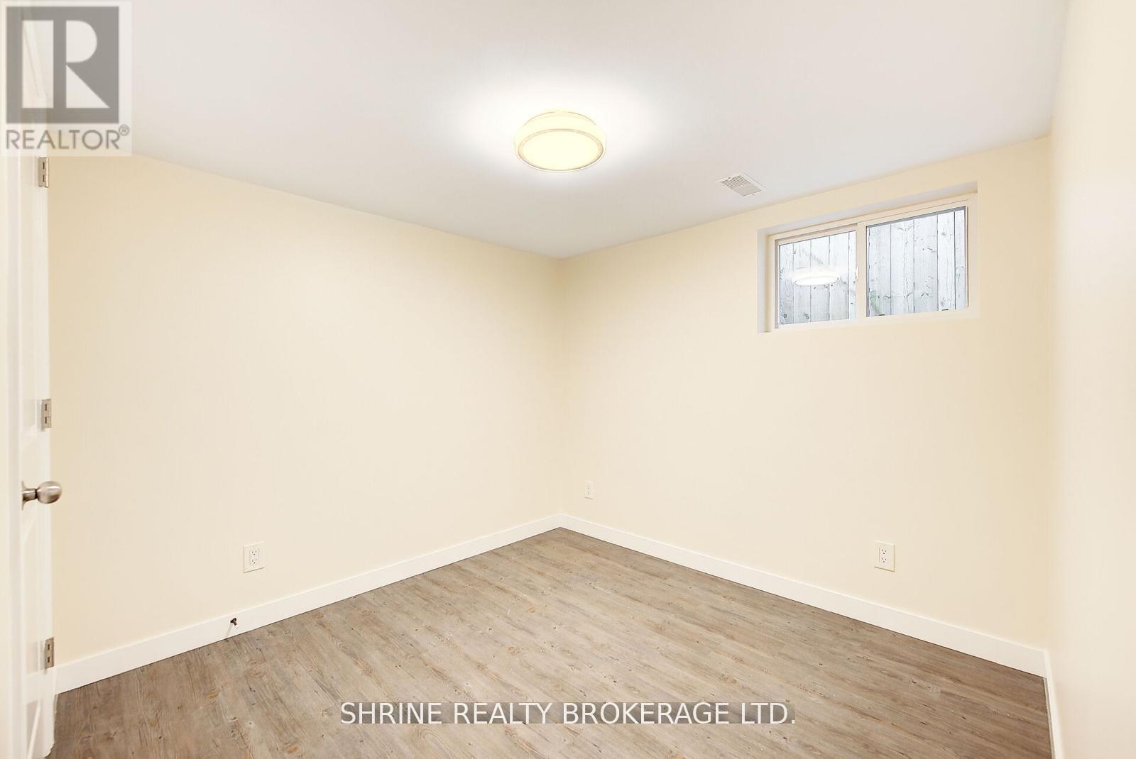 Photo 12 of 259 Sanders Street W, London, East M — HOMEH