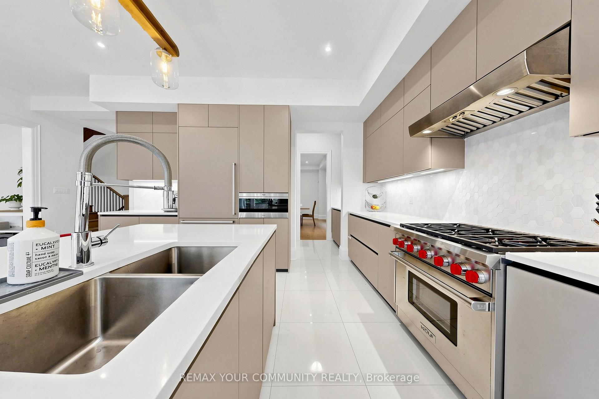 Photo 7 of 60 Royal Hill Court, Aurora, Aurora Estates — HOMEH
