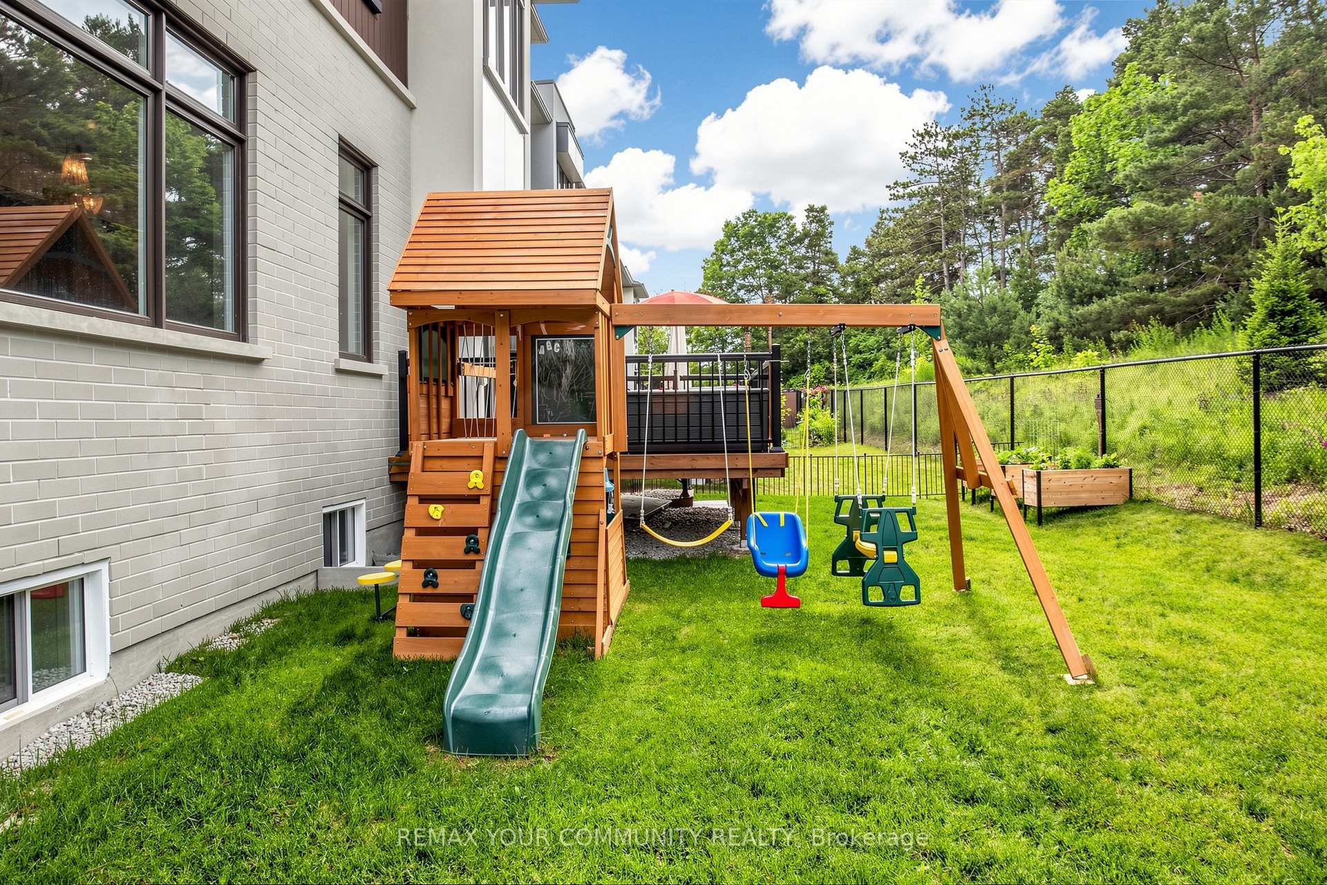 Photo 36 of 60 Royal Hill Court, Aurora, Aurora Estates — HOMEH