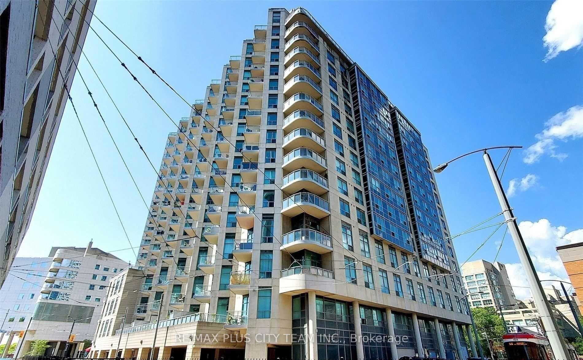 Photo 1 of Unit 709, 410 Queens Quay Way, Toronto, Waterfront Communities — HOMEH