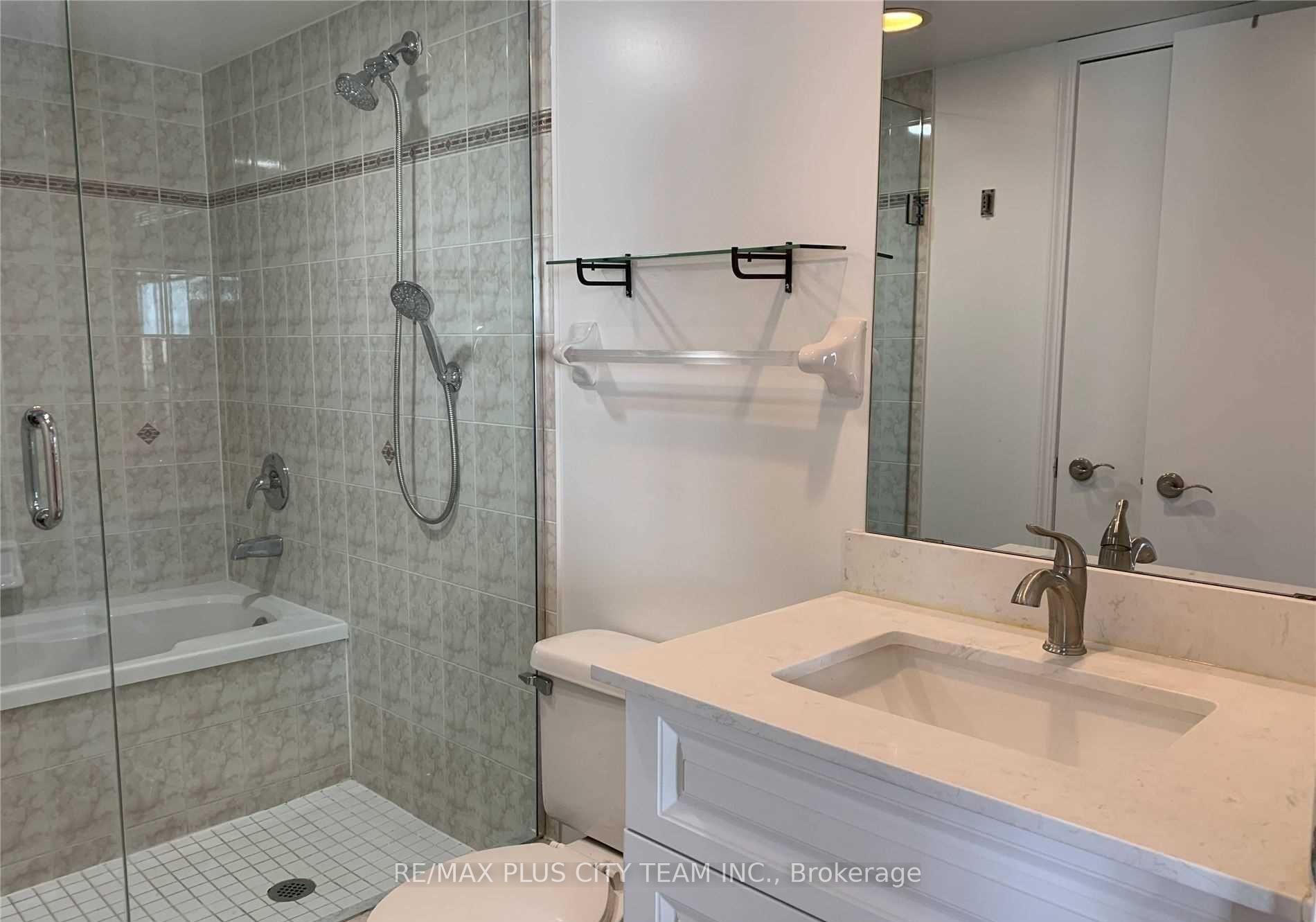 Photo 13 of Unit 709, 410 Queens Quay Way, Toronto, Waterfront Communities — HOMEH