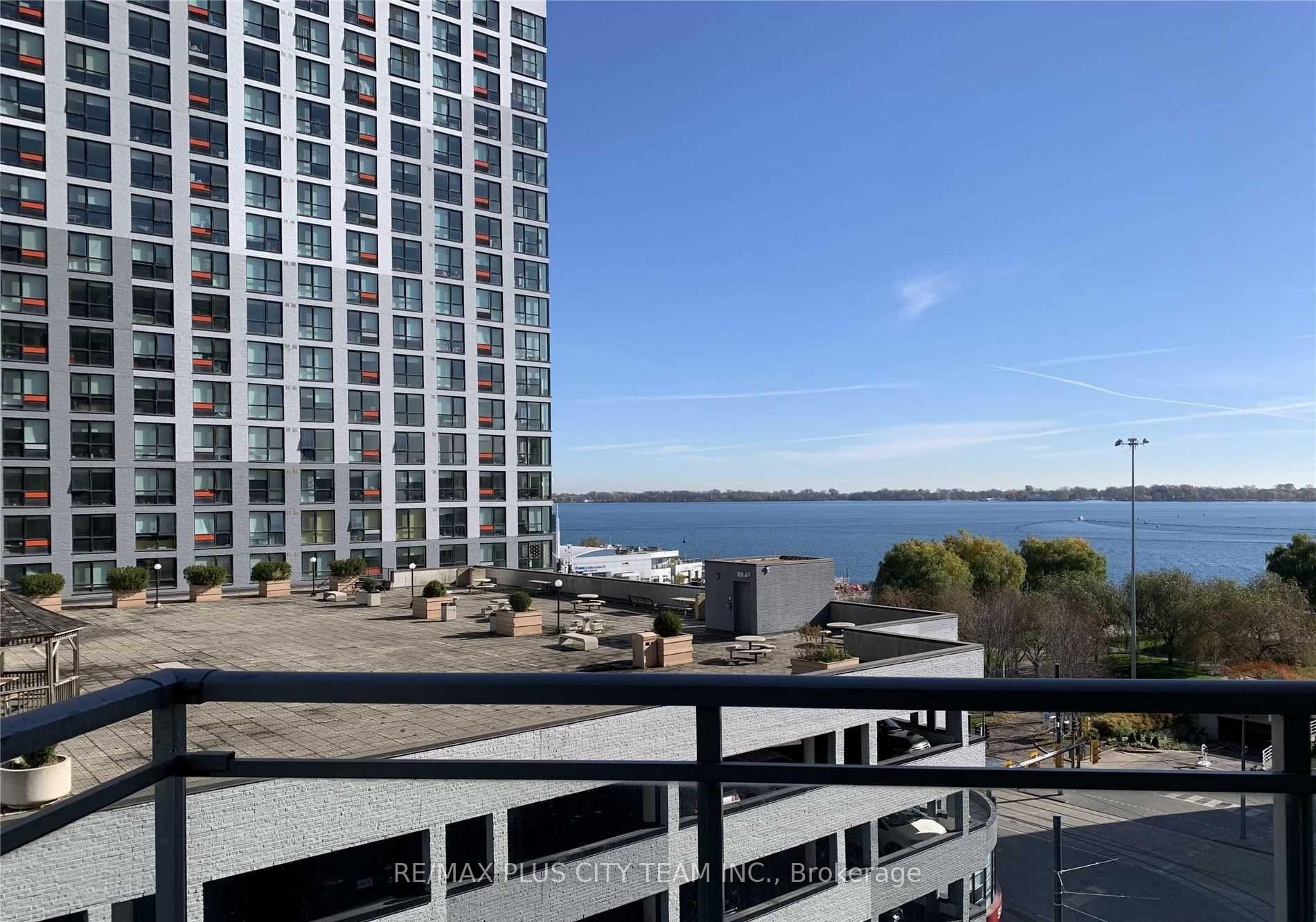 Photo 14 of Unit 709, 410 Queens Quay Way, Toronto, Waterfront Communities — HOMEH