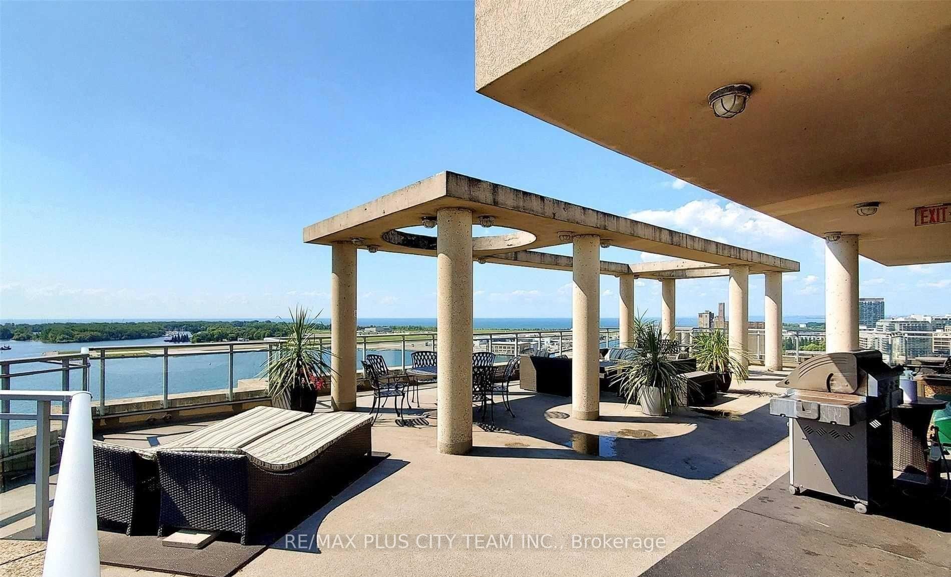 Photo 15 of Unit 709, 410 Queens Quay Way, Toronto, Waterfront Communities — HOMEH