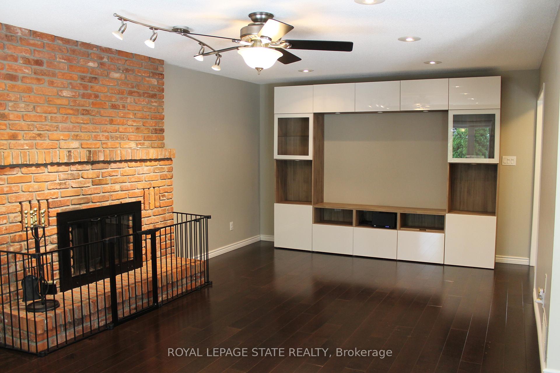 Photo 14 of 56 Carnegie Place, Hamilton, Ancaster — HOMEH