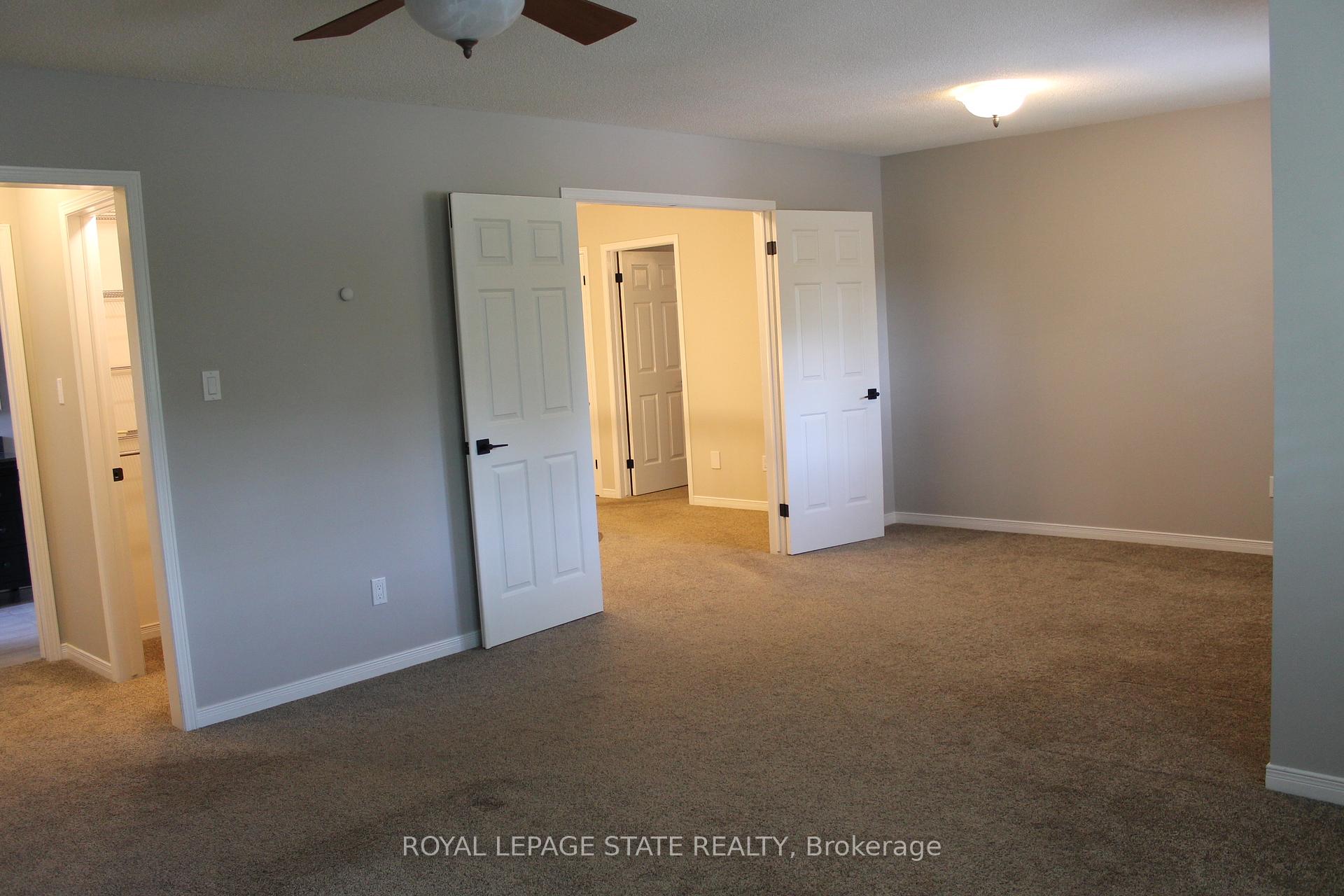 Photo 26 of 56 Carnegie Place, Hamilton, Ancaster — HOMEH