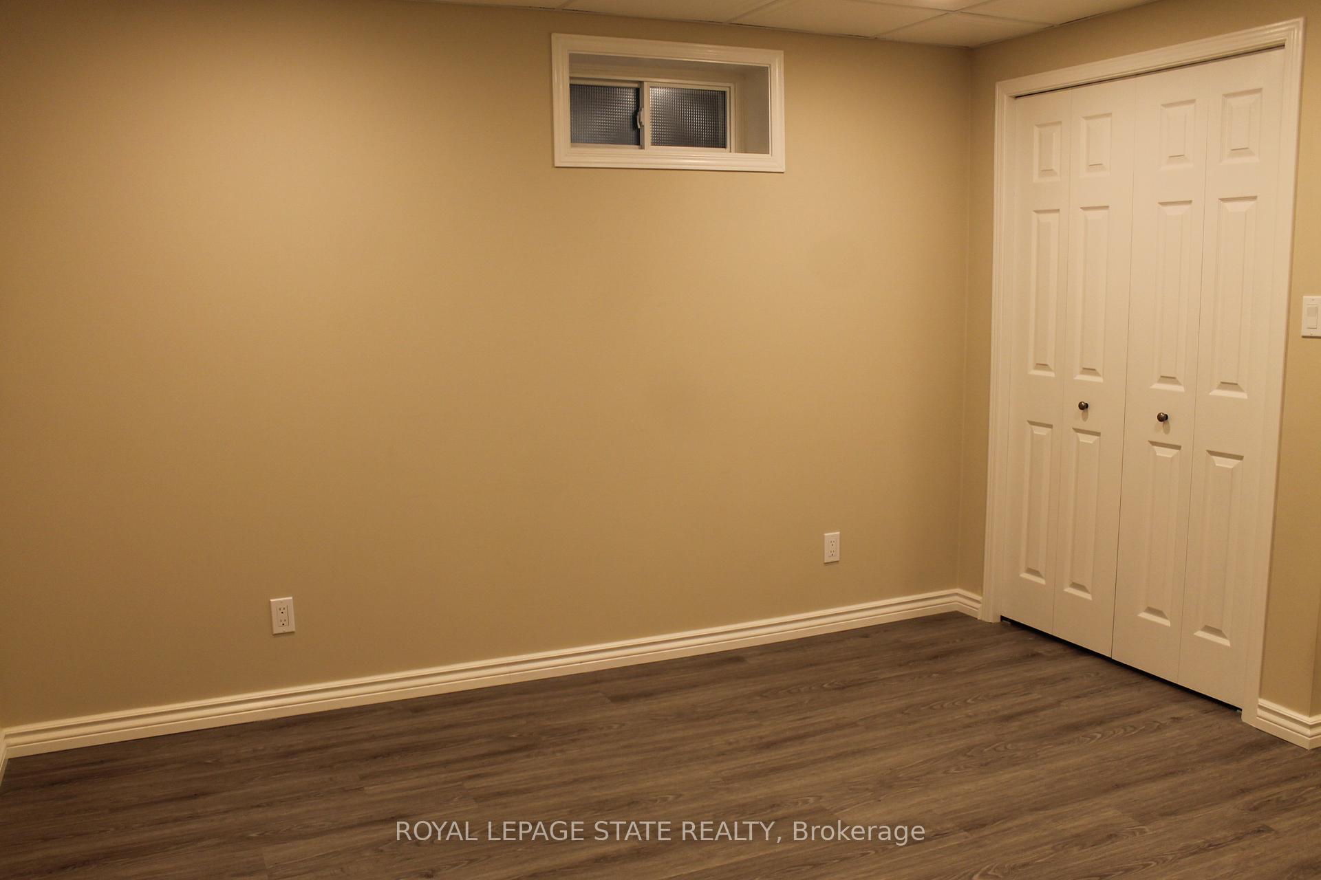 Photo 39 of 56 Carnegie Place, Hamilton, Ancaster — HOMEH