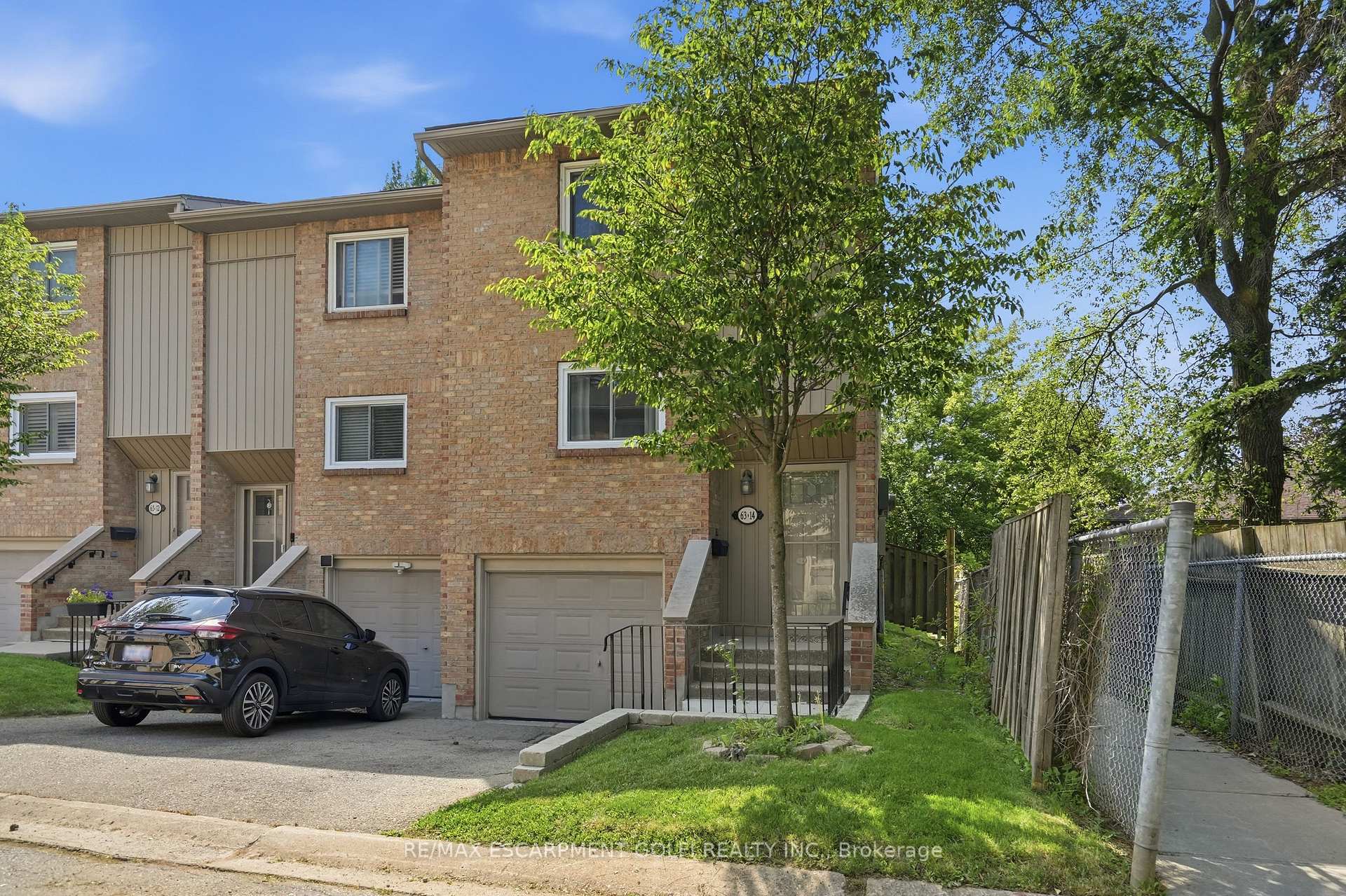 Photo 2 of Unit 14, 63 Fonthill Road, Hamilton, Fessenden — HOMEH
