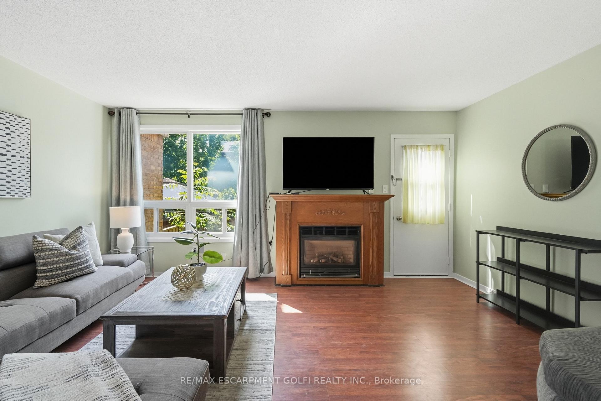 Photo 8 of Unit 14, 63 Fonthill Road, Hamilton, Fessenden — HOMEH