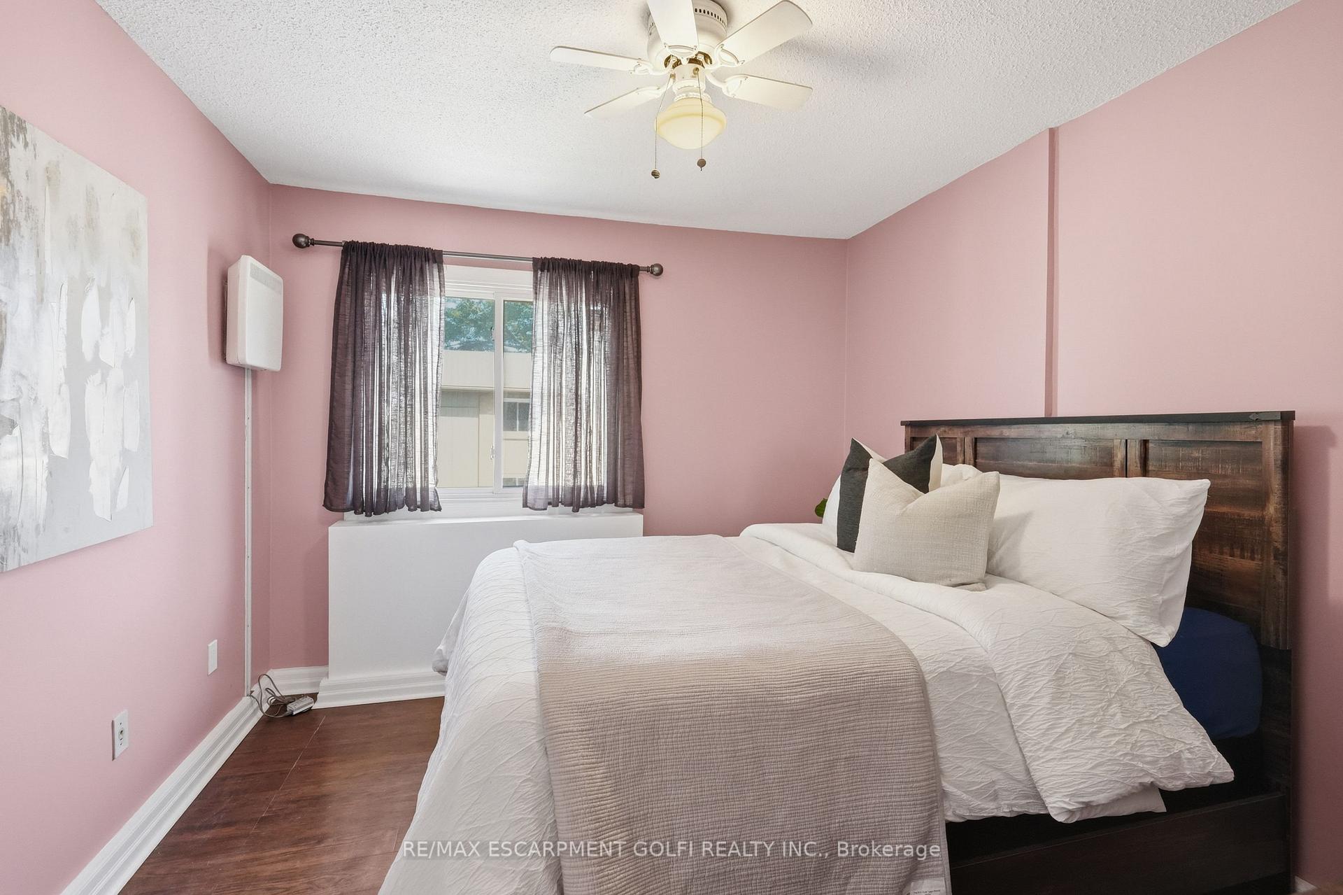 Photo 19 of Unit 14, 63 Fonthill Road, Hamilton, Fessenden — HOMEH