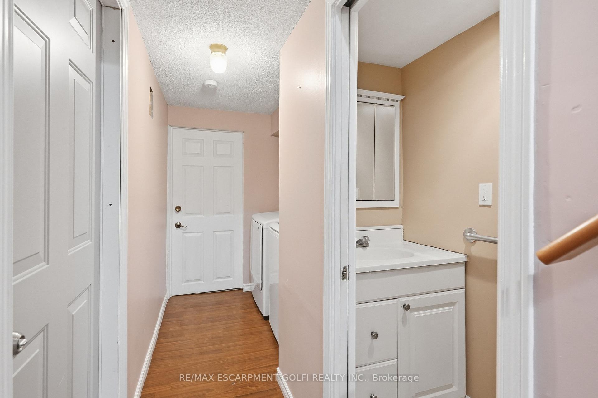 Photo 25 of Unit 14, 63 Fonthill Road, Hamilton, Fessenden — HOMEH