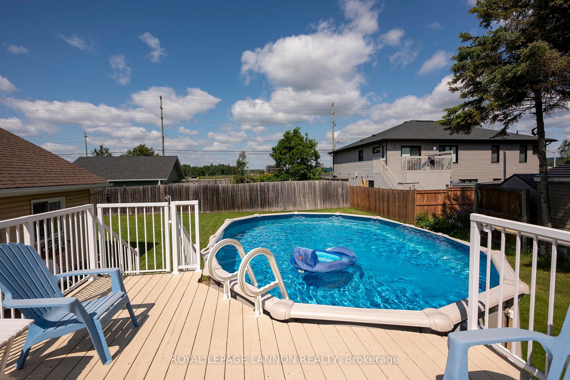 Photo 6 of 185 Ridgecrest Road, Thunder Bay, Inner-City Industrial — HOMEH