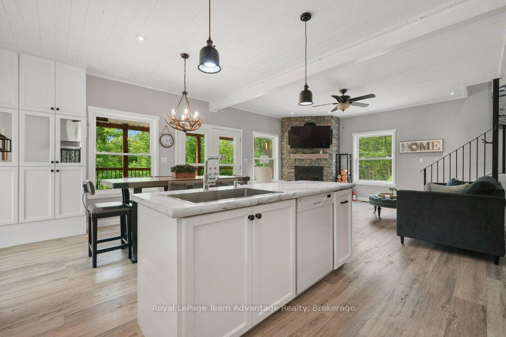 Photo 11 of 558 518 Highway, Seguin — HOMEH