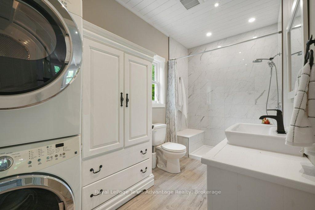 Photo 18 of 558 518 Highway, Seguin — HOMEH